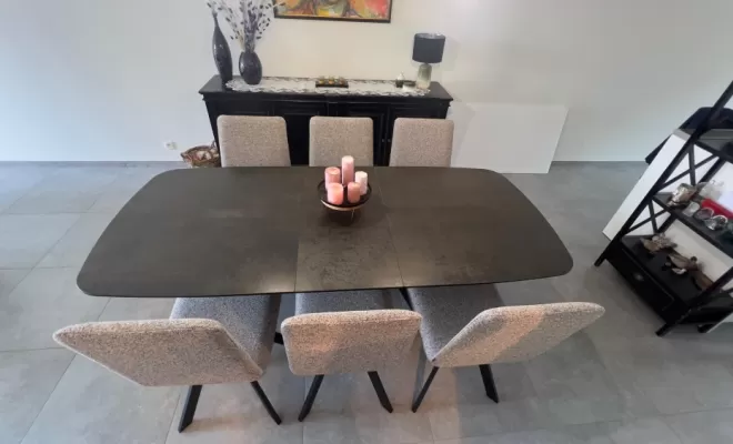 Table en céramique 