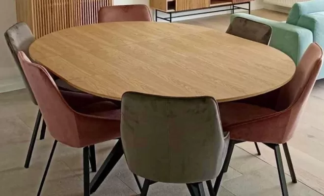 Table ronde avec allonge portefeuille, meuble bar et meuble TV