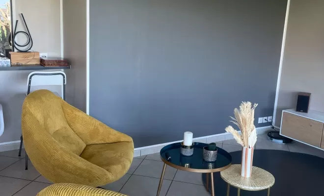Agrémentez votre salon avec des fauteuils individuels chez SRL MEUBLES STYLE-DECOR, Comines-Warneton, SRL MEUBLES STYLE-DECOR